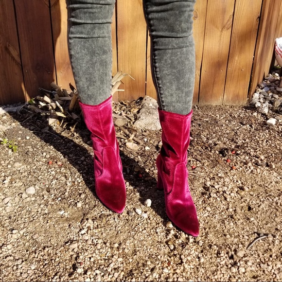 Stuart Weitzman Ruby Velvet Booties - Picture 2 of 6
